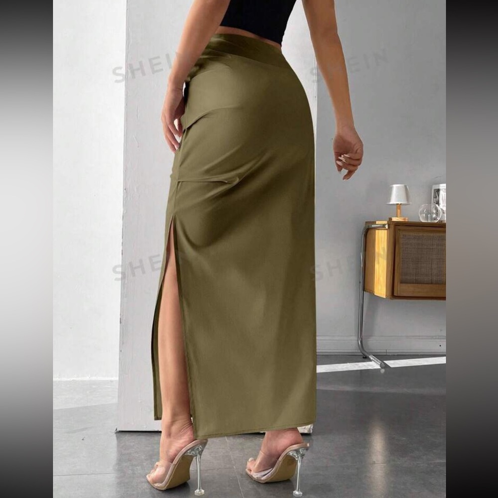 SHEIN Green Pleaded Skirt